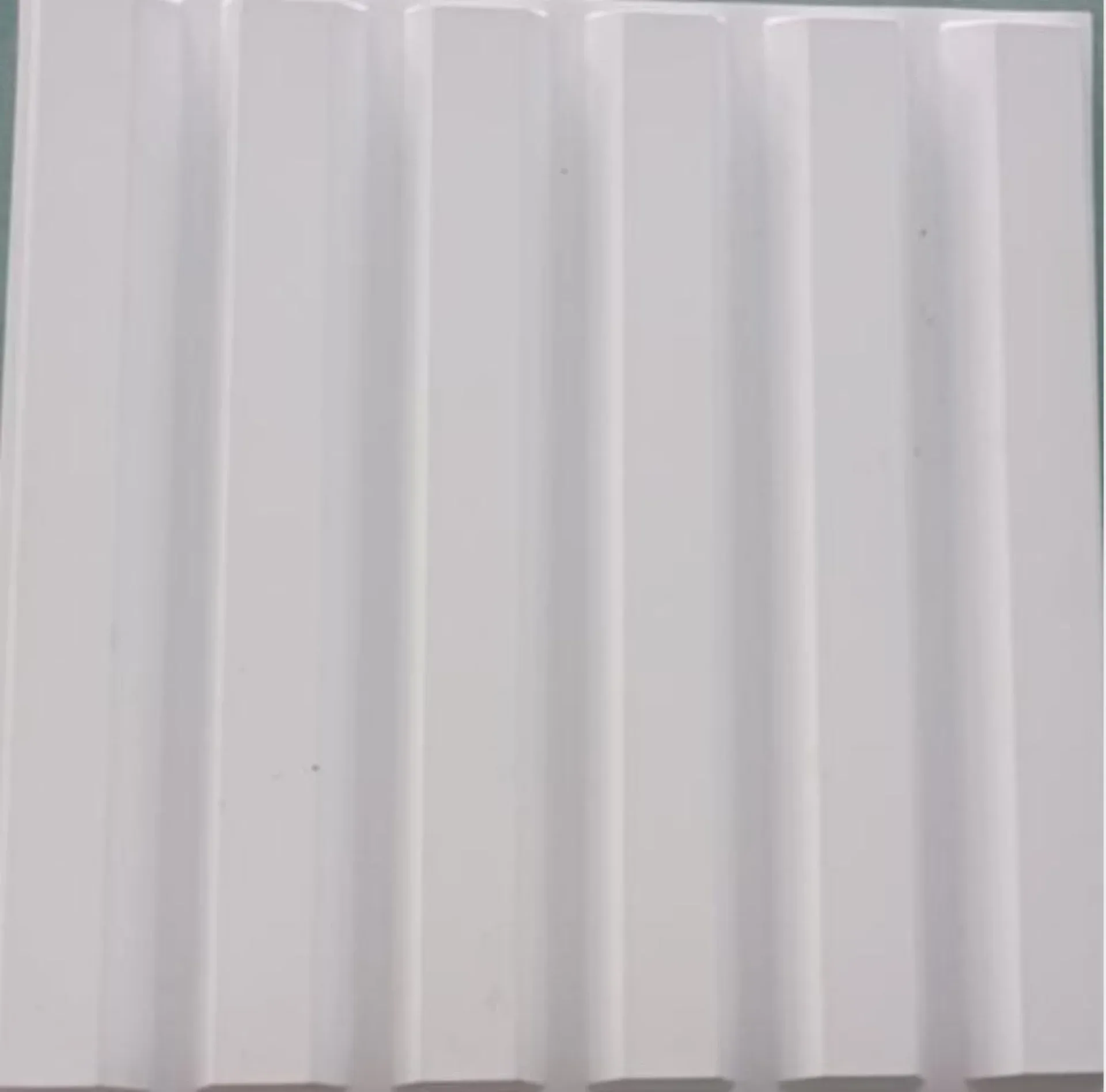 Linear Groove Matte Cream